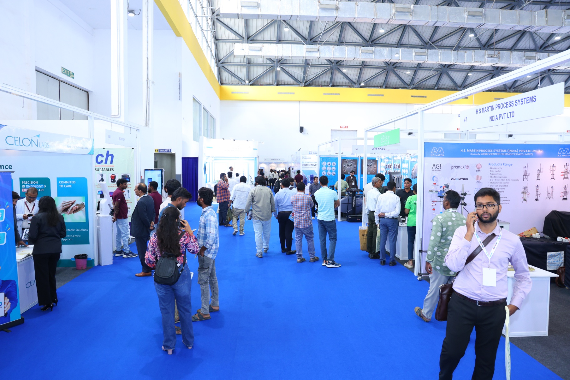 Expo crowd